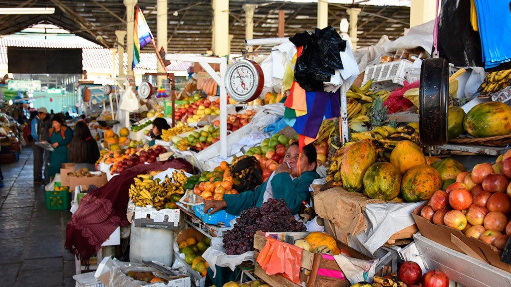 San Pedro Market in Cusco | Blog Machu Travel Peru