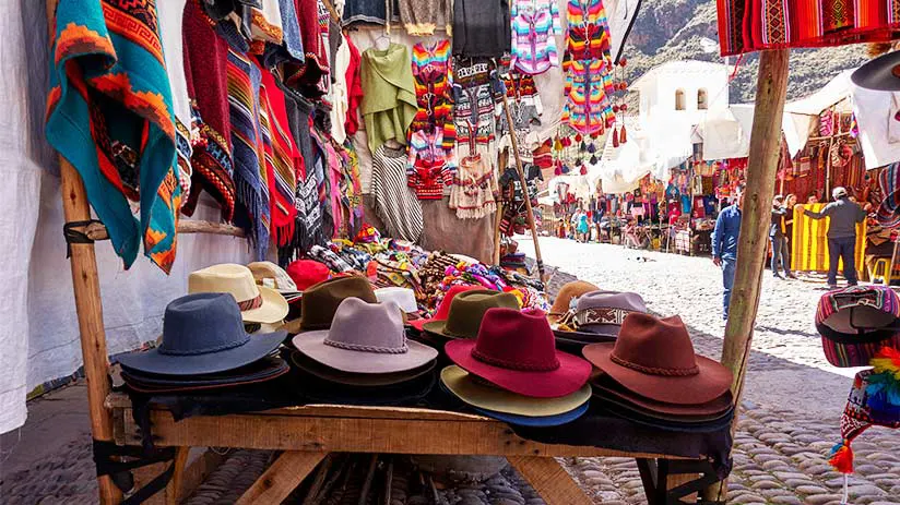 pisac market cusco