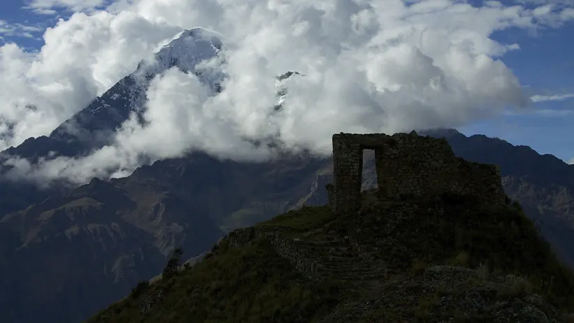 inti punku of ollantaytambo