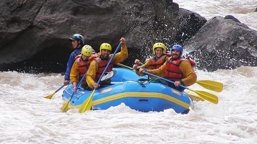 rafting urumbamba river