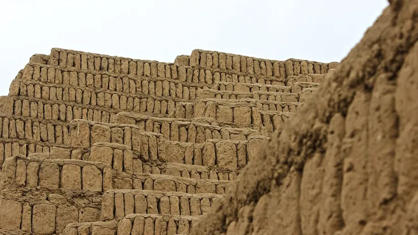 history huaca pucllana