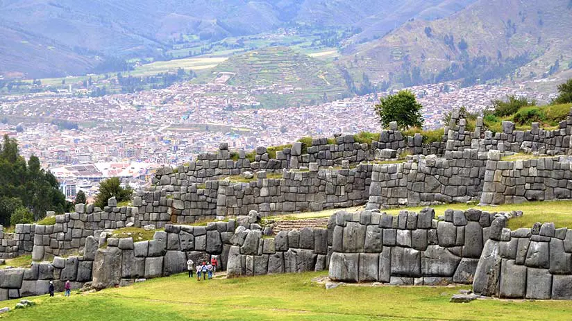 sacsayhuaman fortress