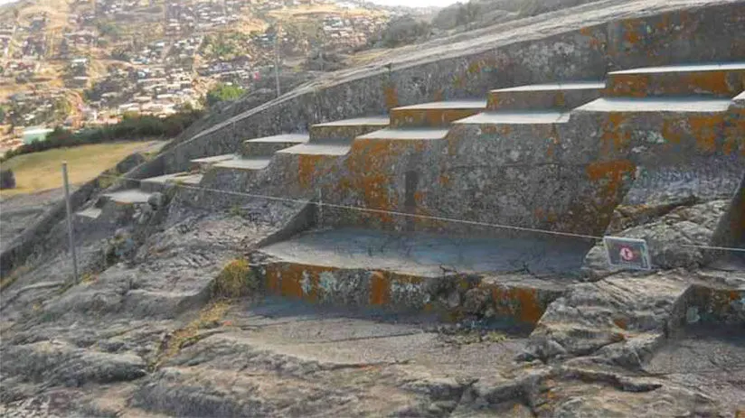 sacsayhuaman inca throne