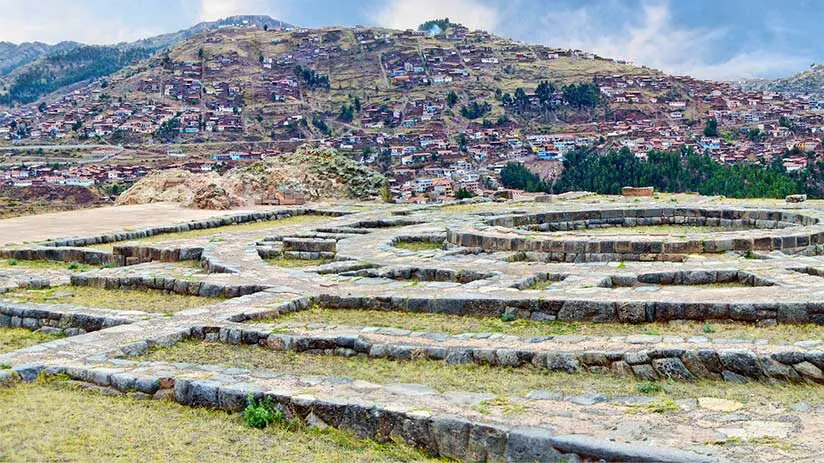 sacsayhuaman tower