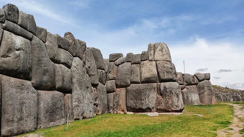 sacsayhuaman wall cusco