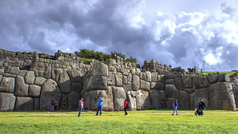 travel around peru sacsayhuaman