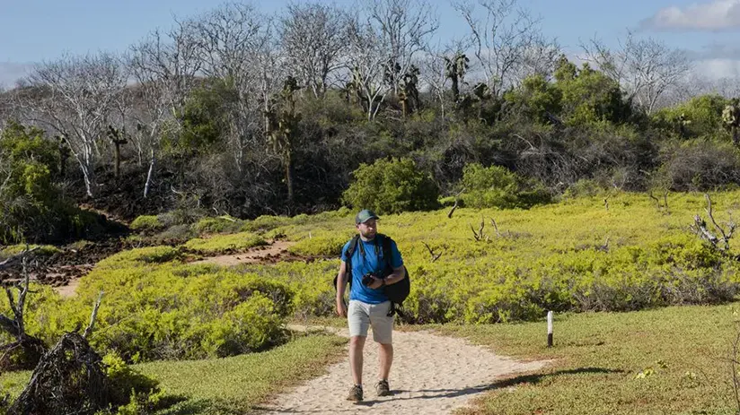 excursions in galapagos