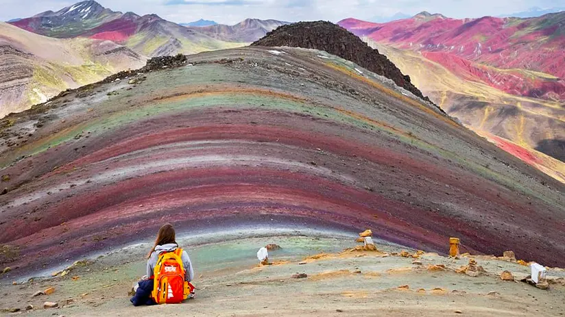 rainbow mountain palcoyo