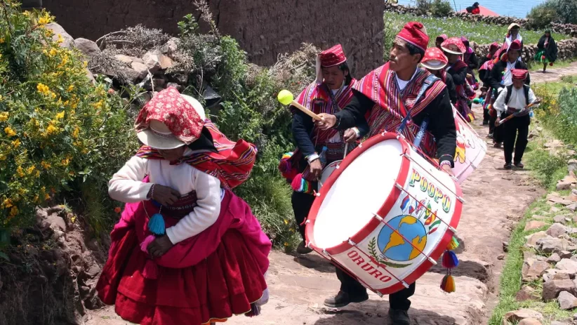 taquile island locals