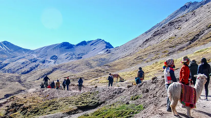 walking to rainbow mountain