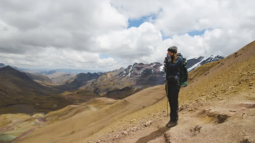 what to wear rainbow mountain