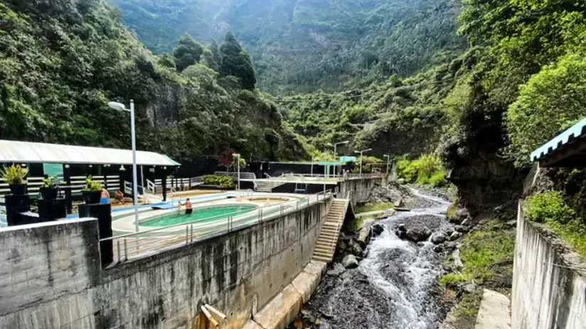 hot springs ecuador