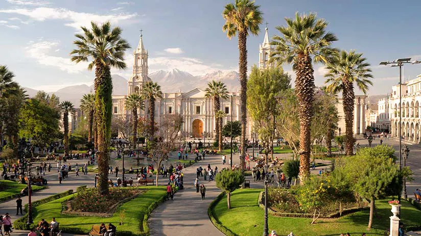 walking tour in arequipa plaza de armas